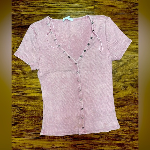 Pink Rose Tee Size Small - Picture 1 of 6